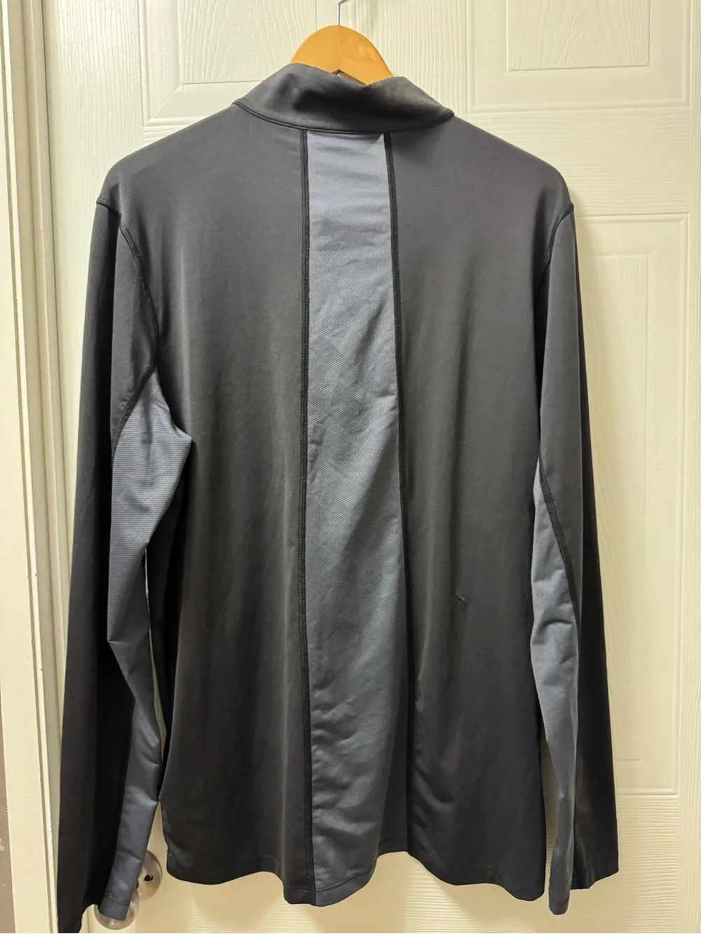 The North Face Men's Charcoal/Gray Half-Zip Performance Jacket